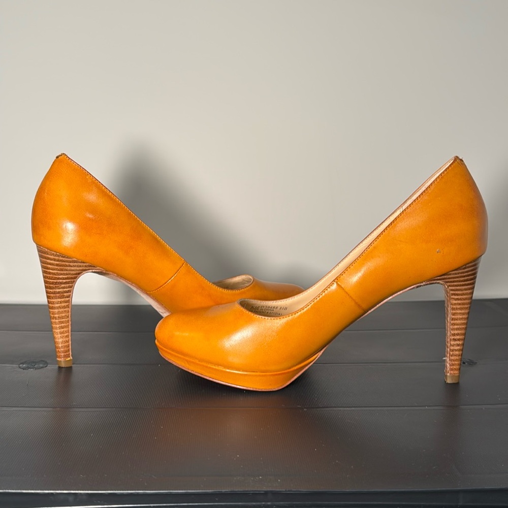 Cole Haan Pumps
